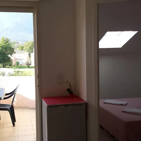 Apartment Nice Holiday Spot Near Extensive Beach On Beautiful Corsica Santa-Maria-Poggio (Corsica)